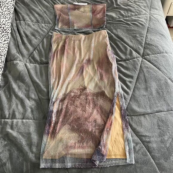 Urban Outfitters Pearl Sequin Tube Top & Midi Skirt Set Medium New with tags - Picture 3 of 13